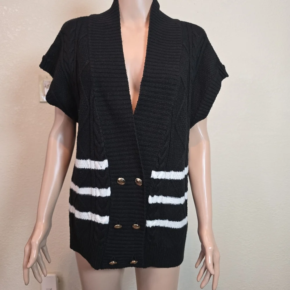 Maeve Sweater Vest Womens Small Cable Knitted Cap Sleeve Gold Buttons - Picture 2 of 13